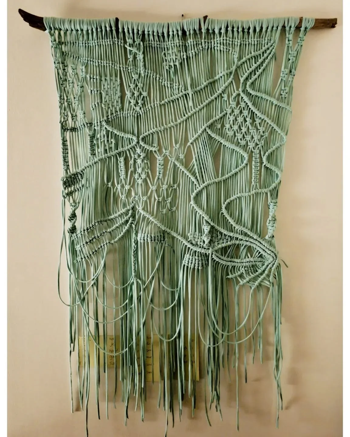 Abstract macrame using recycled cotton jersey cord. I love minty green π 
.
.
.
.
#weaving #textileart #fibreart #femaleartist #yarnlove #macraweave #macrame #modernweaving #wovenart #modernmacramé #modernweaving #fibreartist #textilesart
