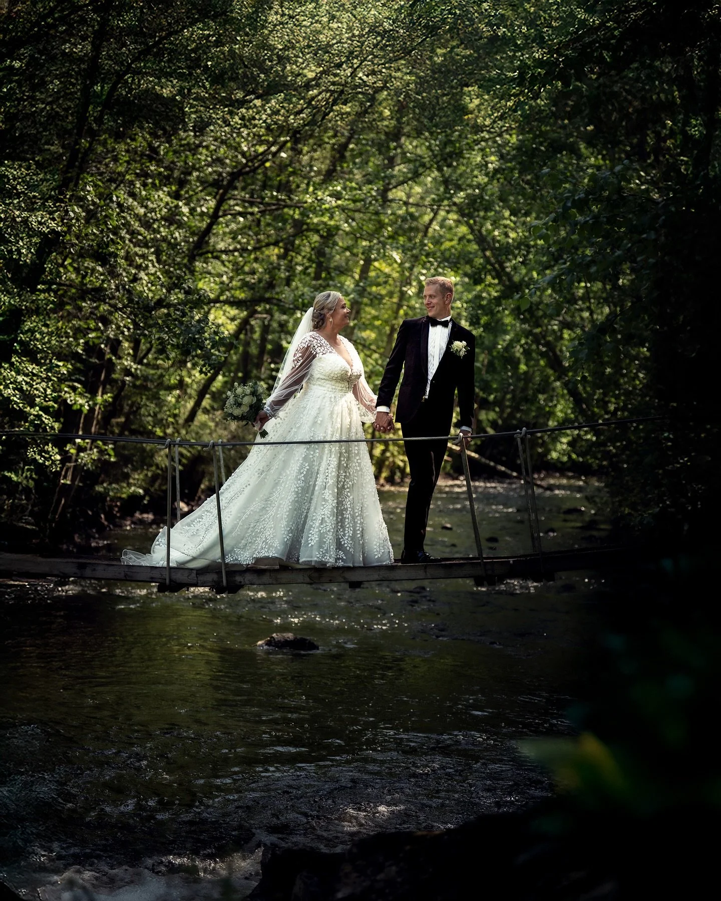 From the wedding of @leneaulie &amp; Tor Bjarne🤵🏻&zwj;♂️👰🏼💍📸#wedding #weddingphotography #weddingphotographer #weddingdress #brideandgroom #brideportrait #portrait #portraitphotography #sonynordic #brideandgroomphotos #weddingportrait #portrait