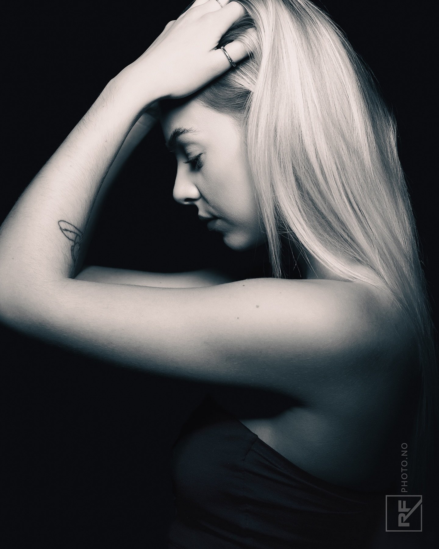 Model: Beautiful @victoriafalldalen 📸💃 #portrait_perfection #portrait_shots #raw_portraits #portraitmood #portraits_ig #portraitoftheday #beautiful  #stylephotography #summer #photooftheday #excellent_portraits #show_us_portraits #great_capture_peo