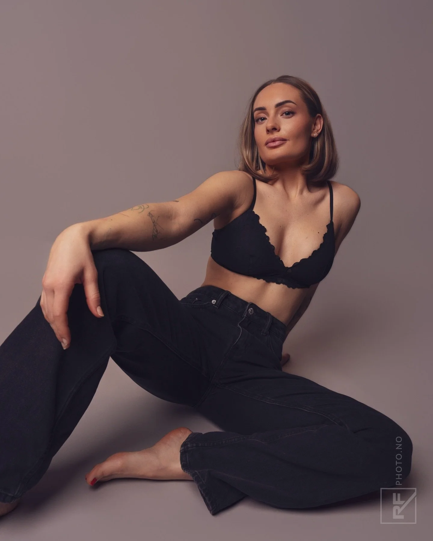 Beautiful Ingrid as model 📸 #photographer #studiophotographer #photoshoot