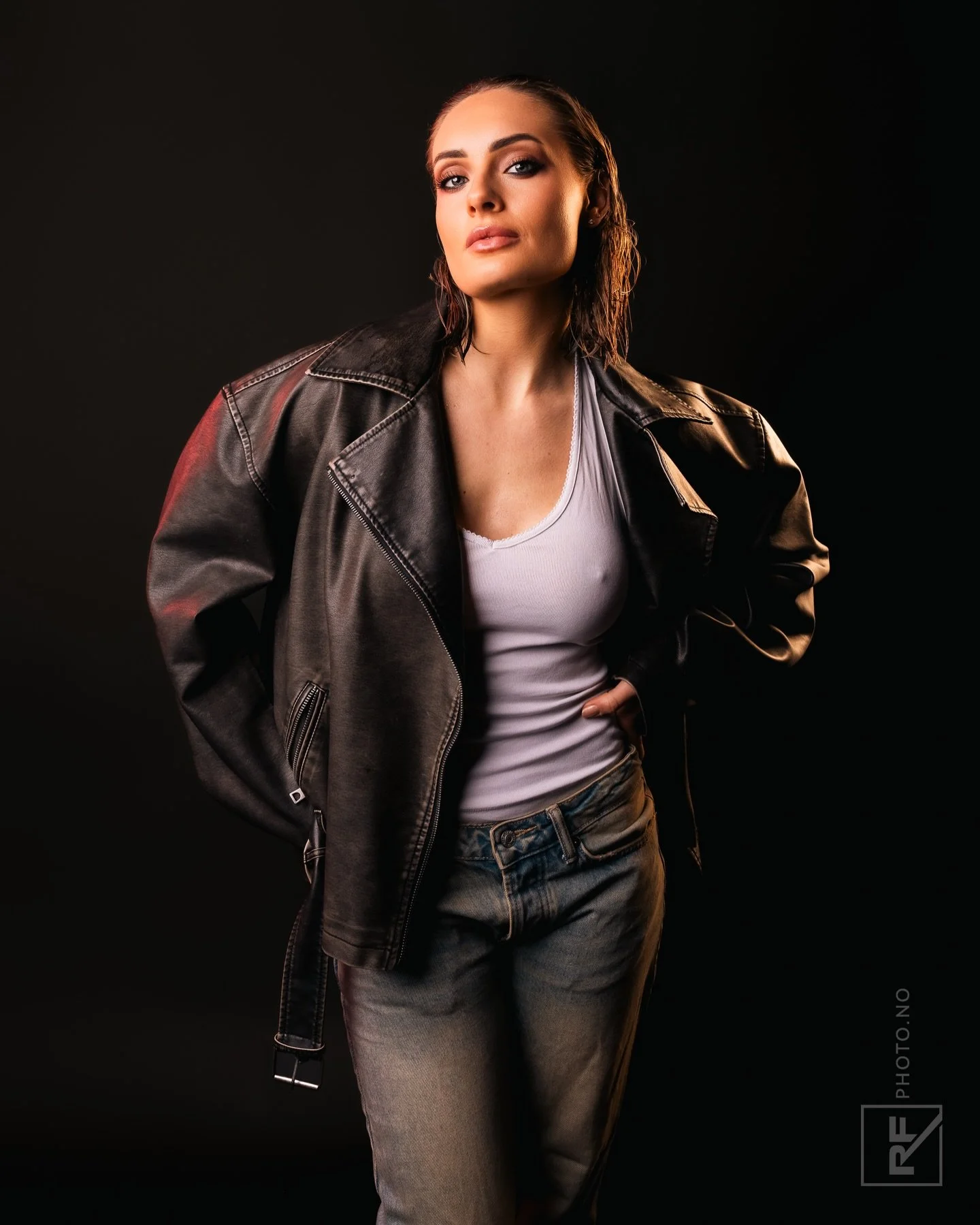 Beautiful Ingrid as model 📸 #photographer #studiophotographer #photoshoot