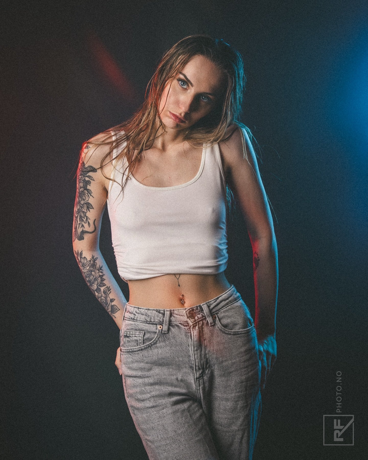 Beautiful @martinefinsrud as model 📸 #portrait #portraitphotography #fashionphotography #girlportraits #studiophotoshoot