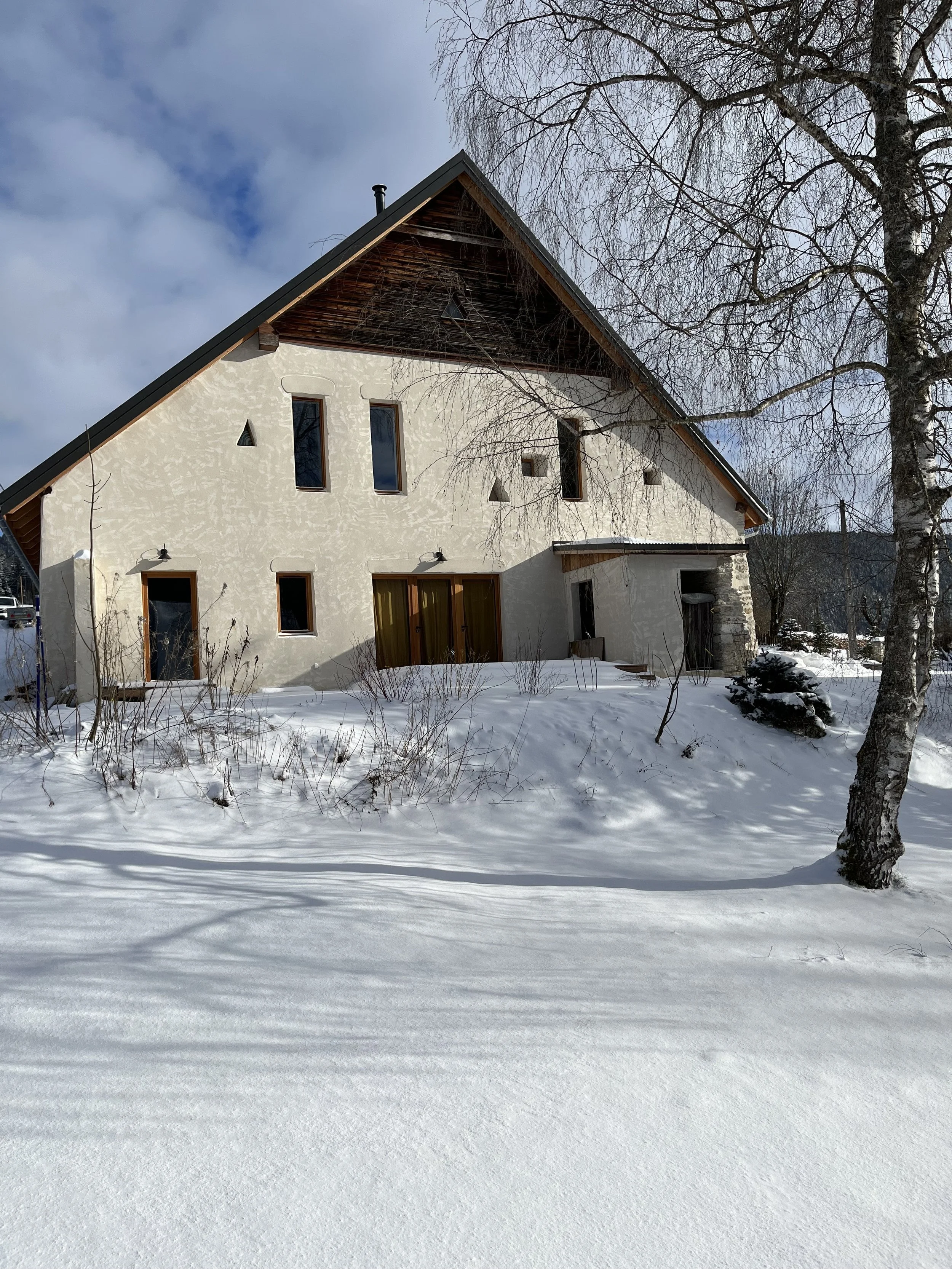 Ferme de la Croix Blanche Meaudre un jour de neige