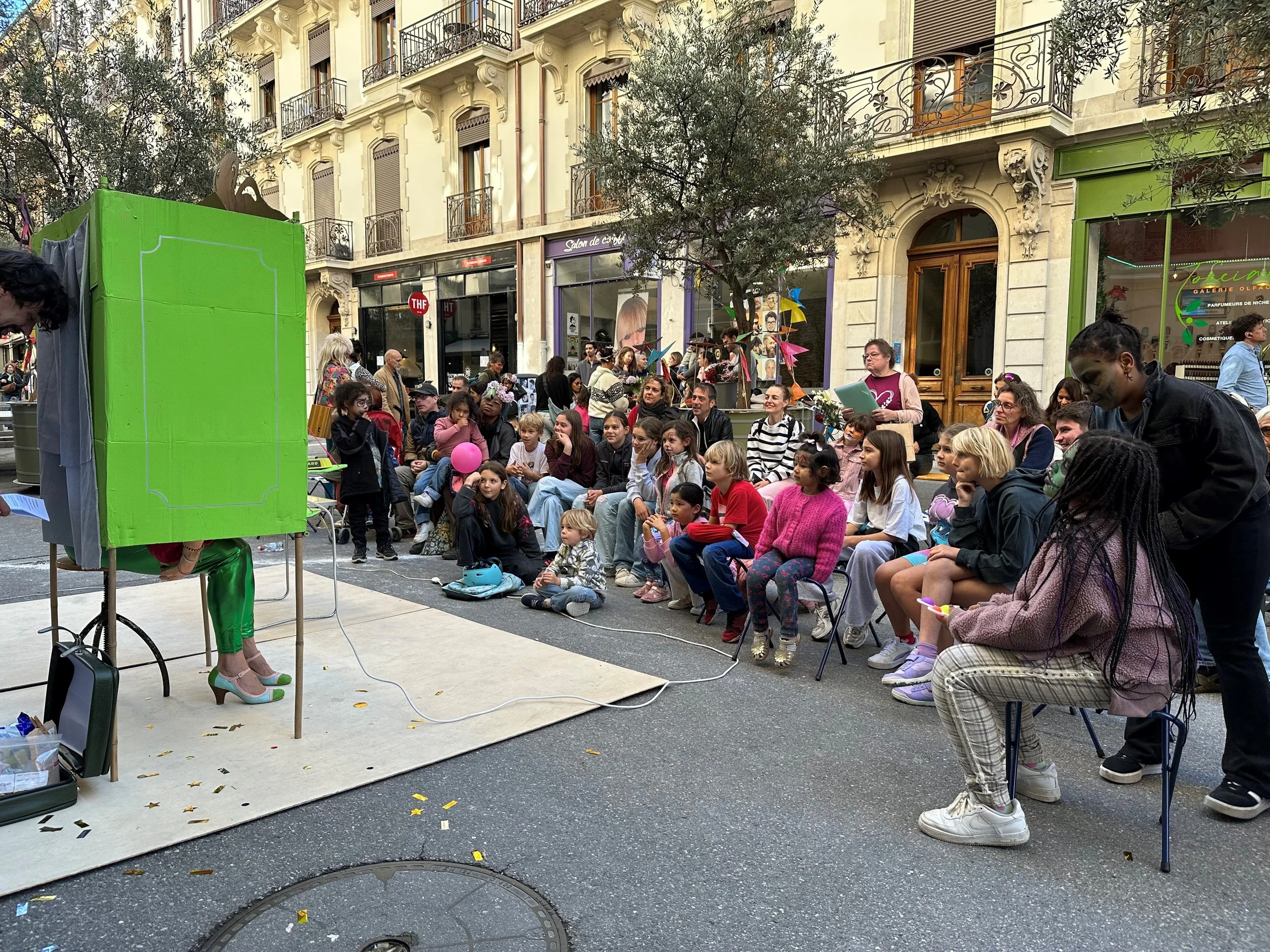 Zarzamora présente Josy - spectacle de rue - septembre 2025