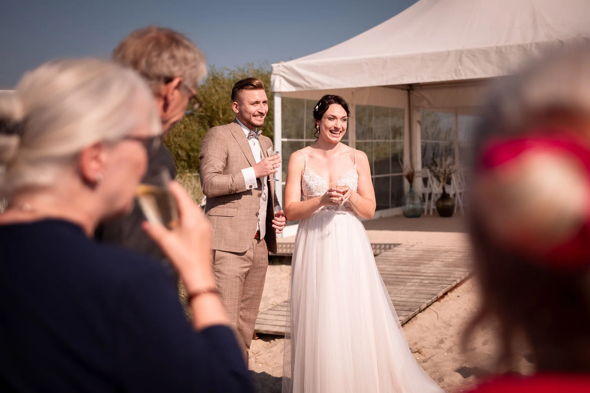 Hochzeitsfotograf Schillig Wangerland Hochzeit Hochzeitspaar Standesamt Dünen Strand Hochzeitsfotografin Wattenmeer