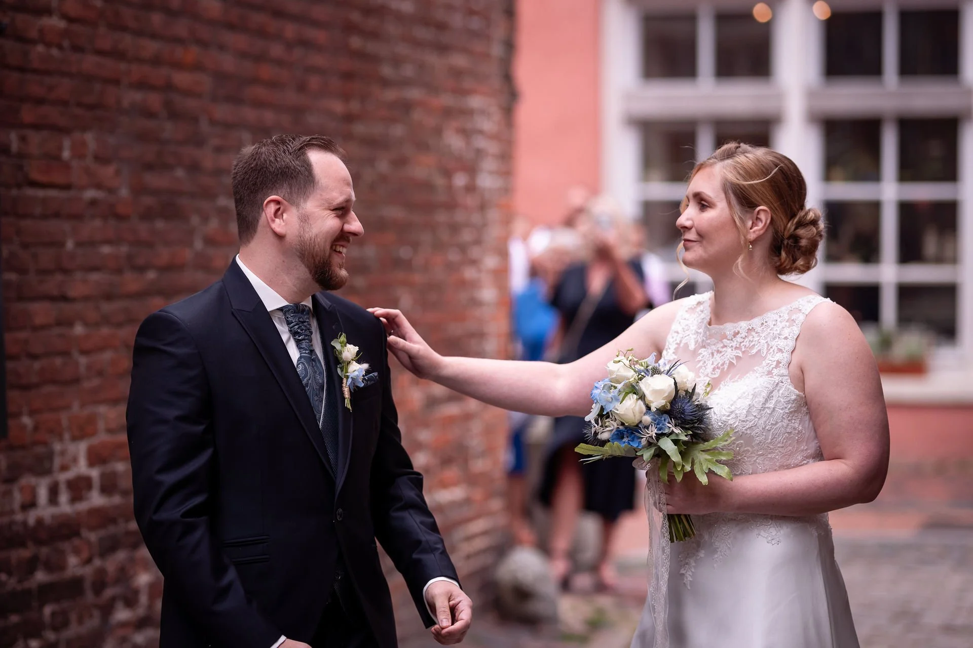 standesamliche Trauung Leer Hochzeitsfotograf Prinz Heinrich (10).jpg