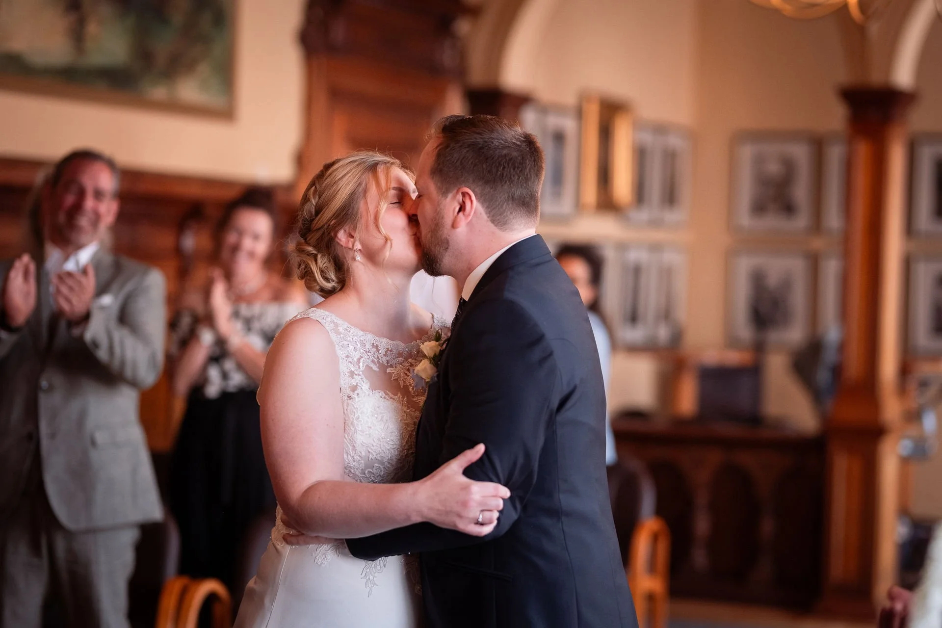 standesamliche Trauung Leer Hochzeitsfotograf Prinz Heinrich (30).jpg