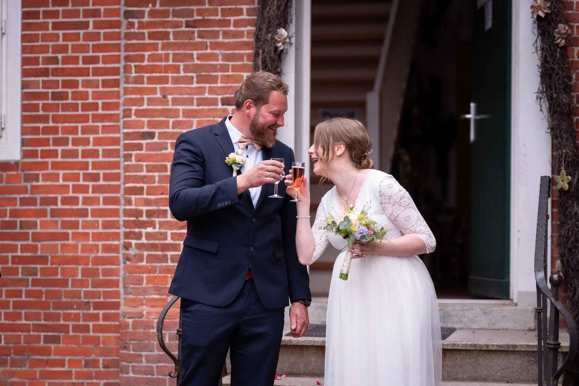 standesamtliche Trauung Kloster Ihlow Hochzeitsfotograf (50).jpg