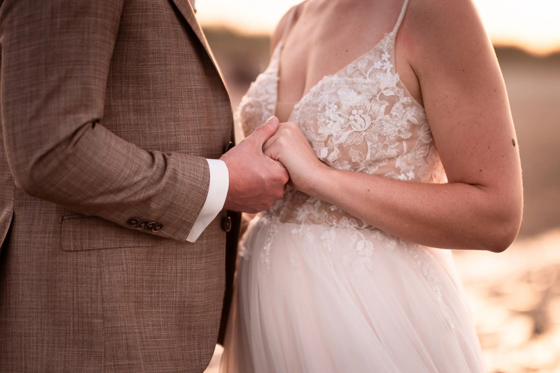 Hochzeitsfotograf Schillig Wangerland Hochzeit Hochzeitspaar Afterwedding Dünen Strand Hochzeitsfotografin Wattenmeer