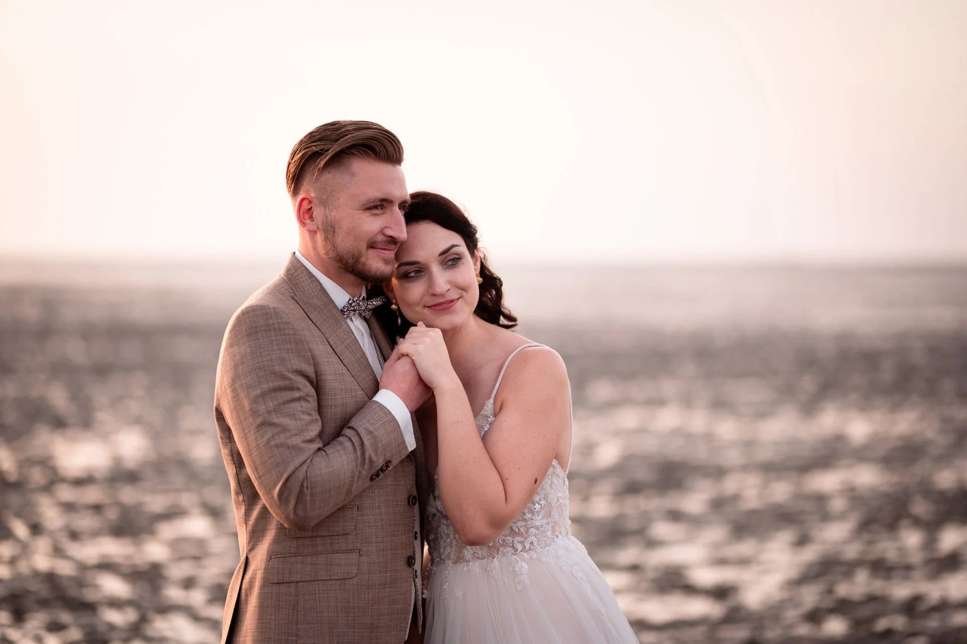 Hochzeitsfotograf Schillig Wangerland Hochzeit Hochzeitspaar Afterwedding Dünen Strand Hochzeitsfotografin Wattenmeer