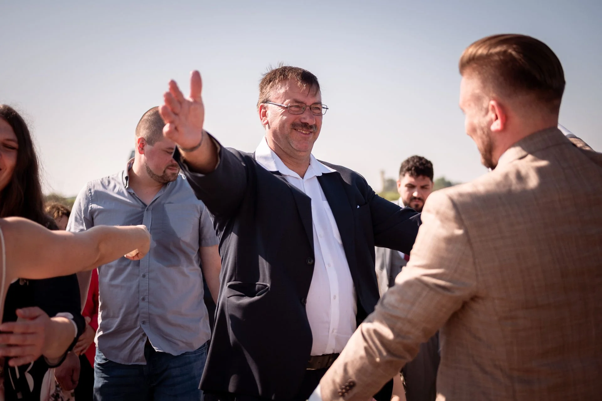 Hochzeitsfotograf Schillig Wangerland Hochzeit Hochzeitspaar Standesamt Dünen Strand Hochzeitsfotografin Wattenmeer