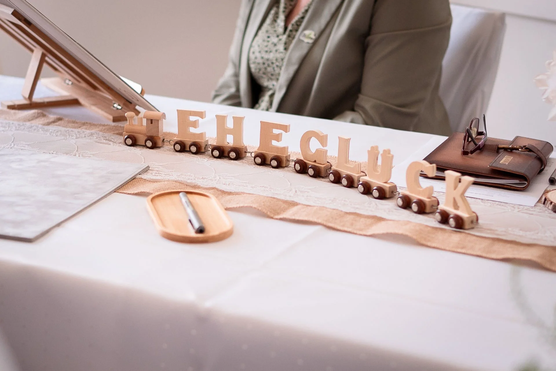 standesamtliche Trauung Kloster Ihlow Hochzeitsfotograf (29).jpg