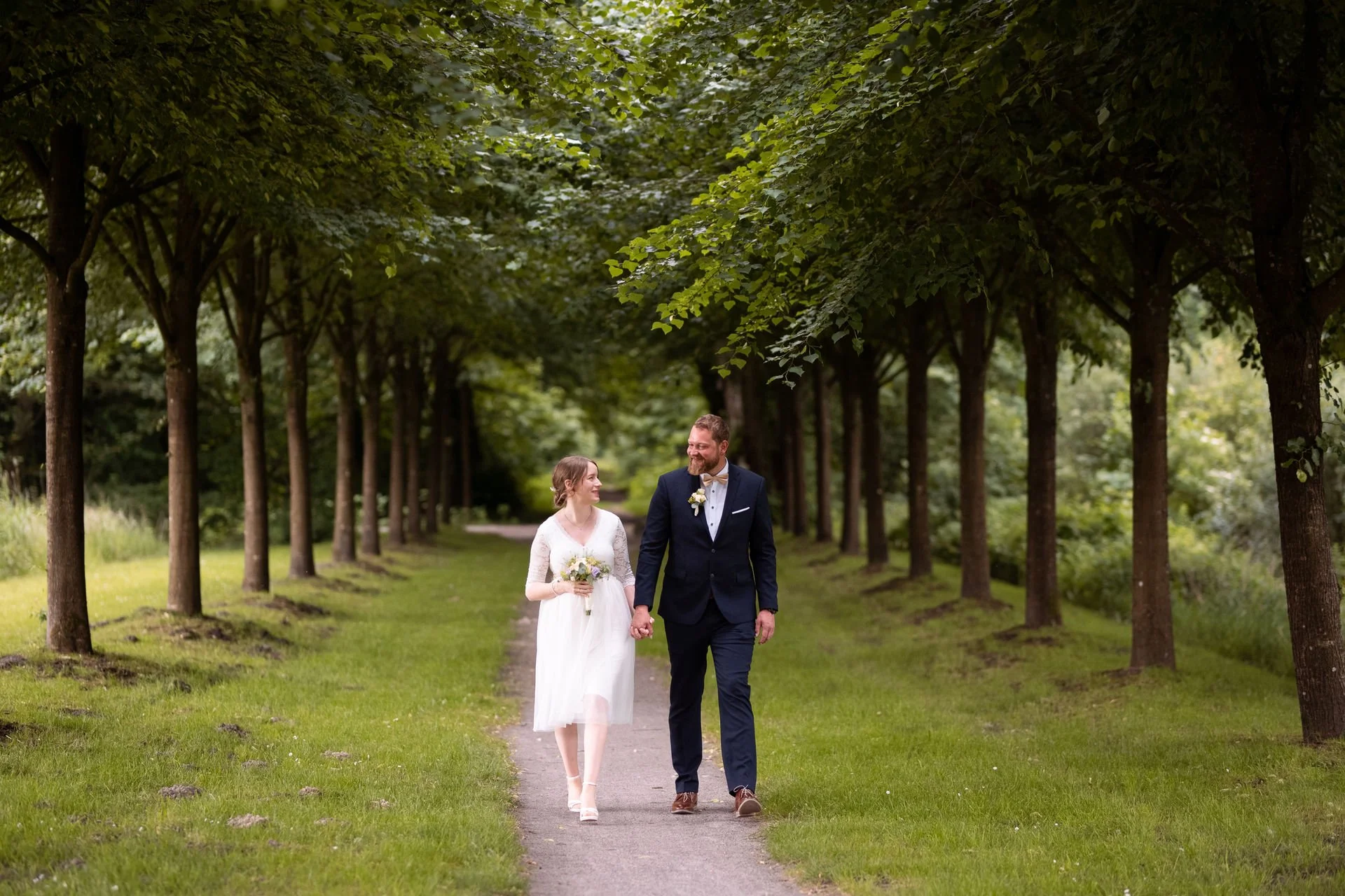 standesamtliche Trauung Kloster Ihlow Hochzeitsfotograf (57).jpg