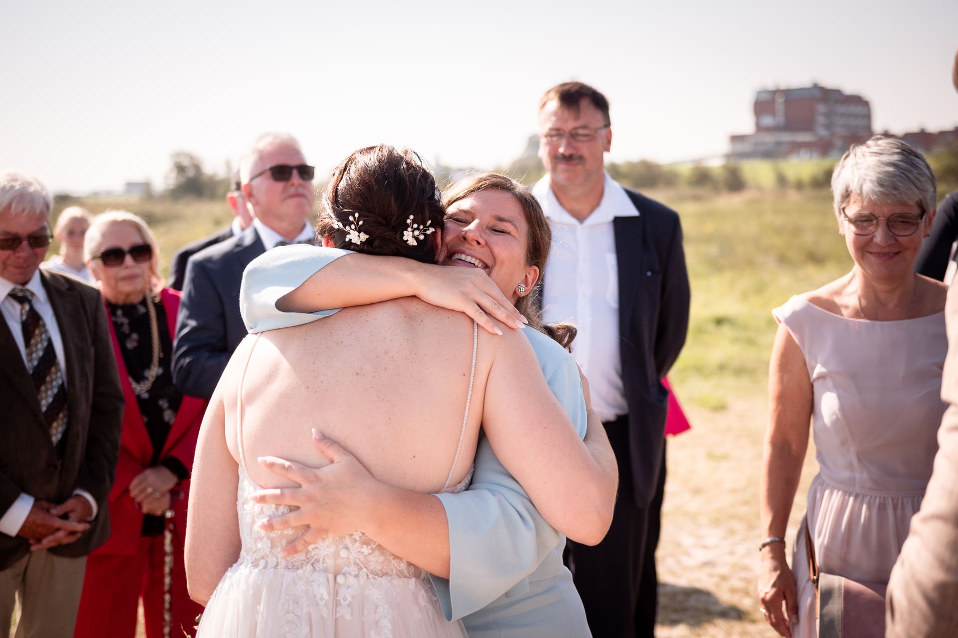 Hochzeitsfotograf Schillig Wangerland Hochzeit Hochzeitspaar Standesamt Dünen Strand Hochzeitsfotografin Wattenmeer