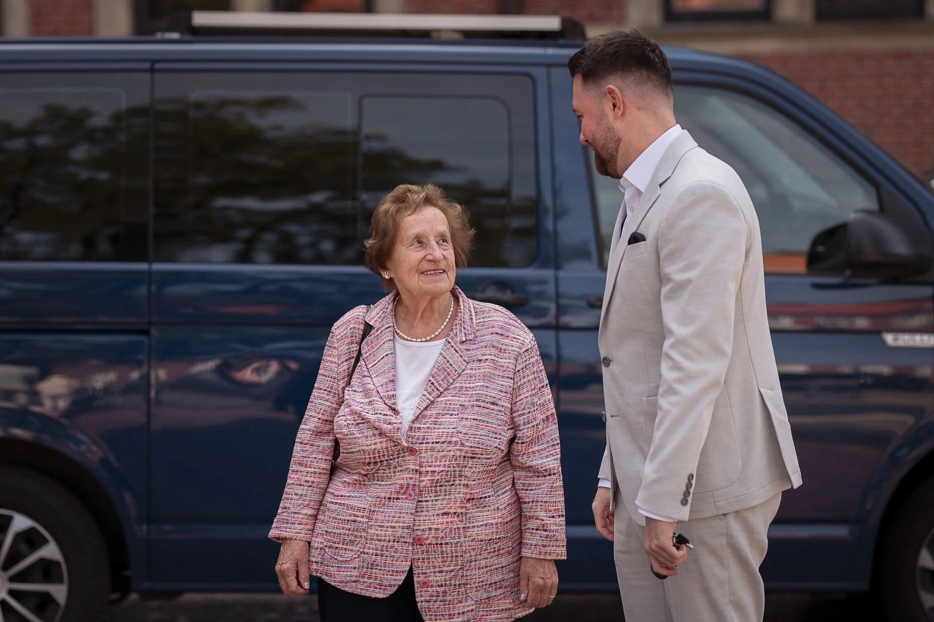 Heiraten Aurich Standesamt Kardinalszimmer Hochzeit Fotograf Hochzeitsfotograf Aurich Ostfriesland Familie Hochzeitsfotografin