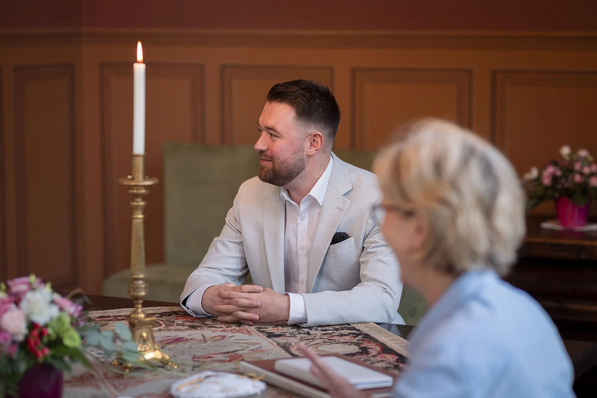 Heiraten Aurich Standesamt Kardinalszimmer Hochzeit Fotograf Hochzeitsfotograf Aurich Ostfriesland Familie Hochzeitsfotografin