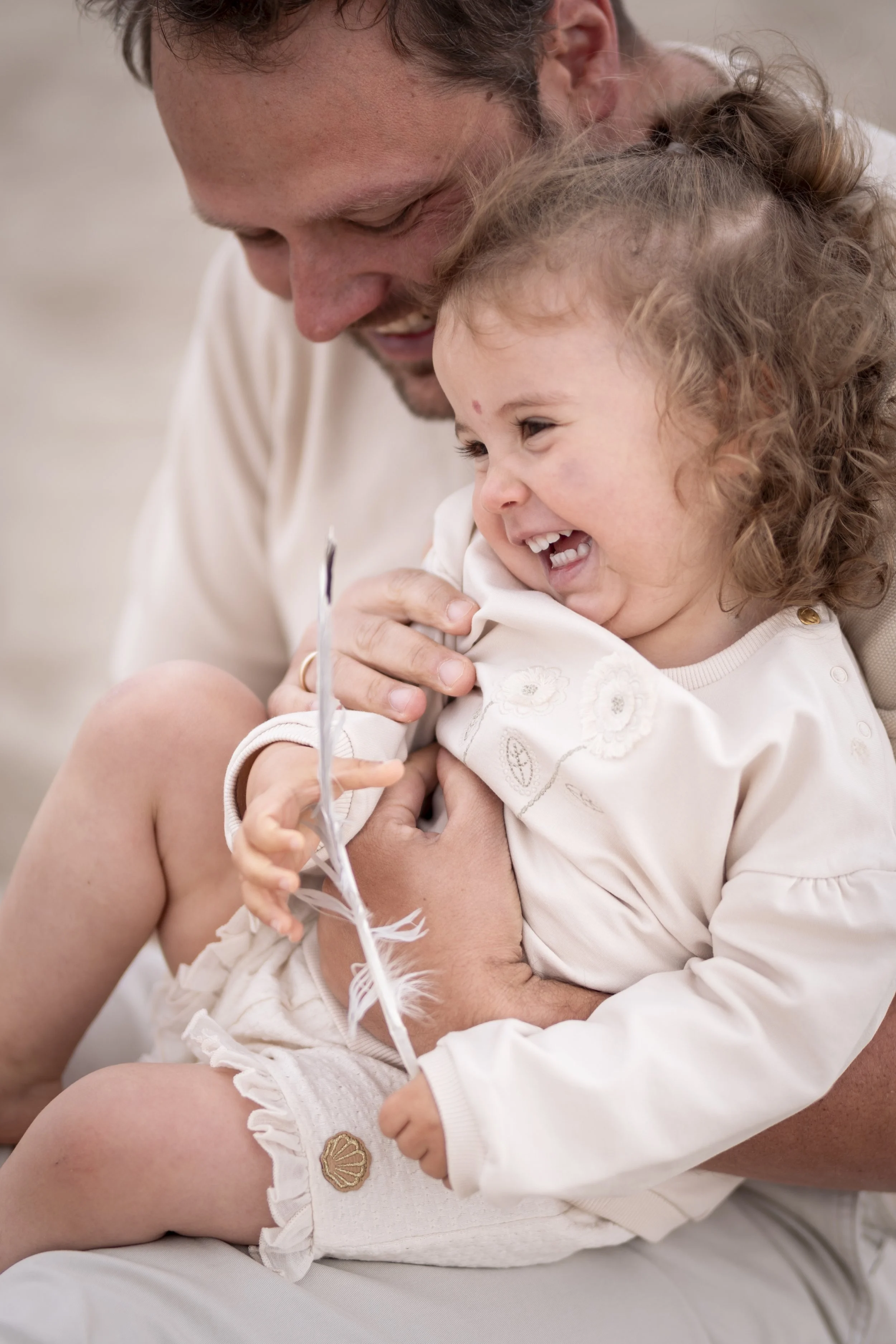 Familienshooting Familienfotos Meer Schillig Wangerland Ostfriesland Aurich Strand Meer Ebbe Flut Familienfotograf Fotografin