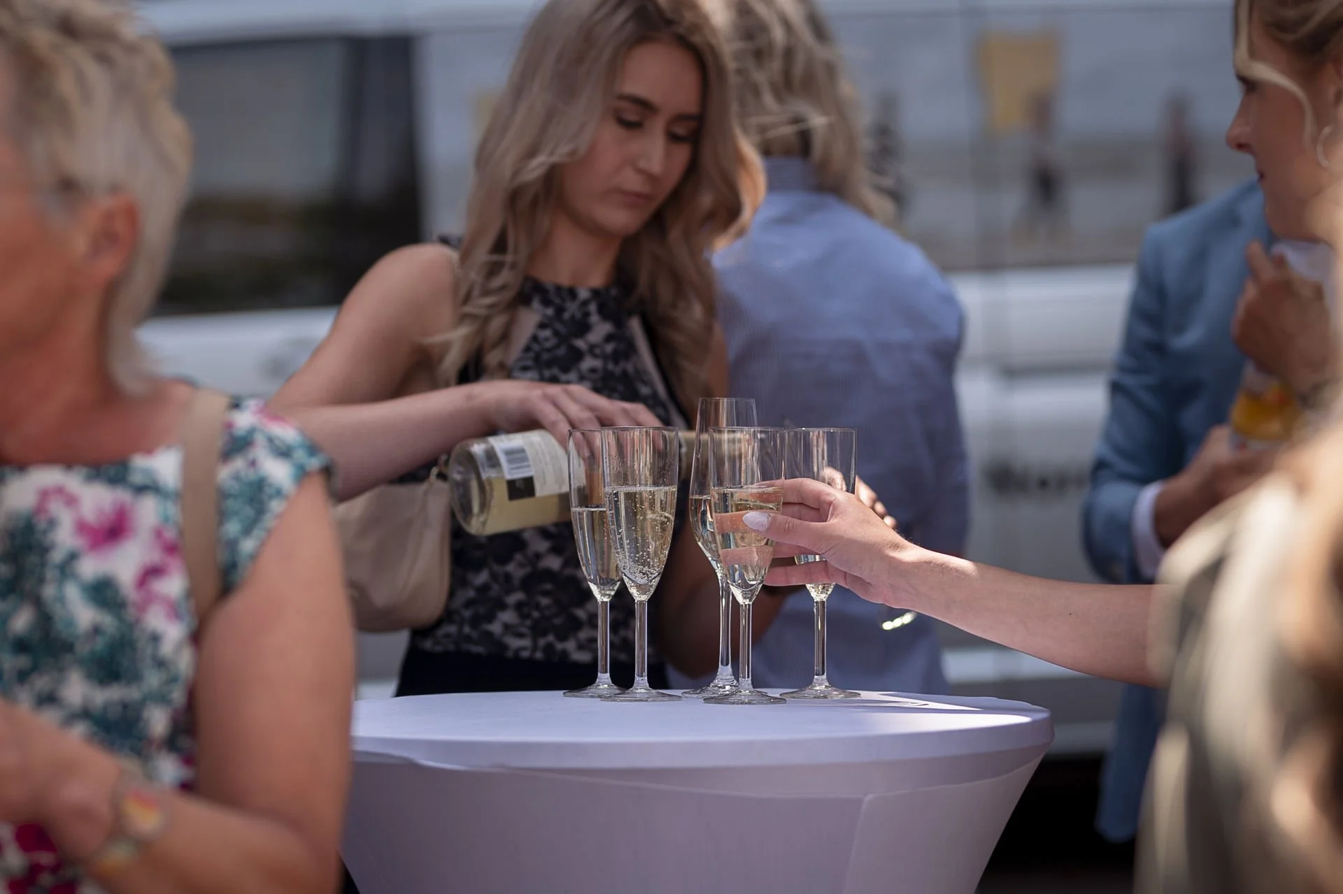 Heiraten Aurich Standesamt Kardinalszimmer Hochzeit Fotograf Hochzeitsfotograf Aurich Ostfriesland Familie Hochzeitsfotografin