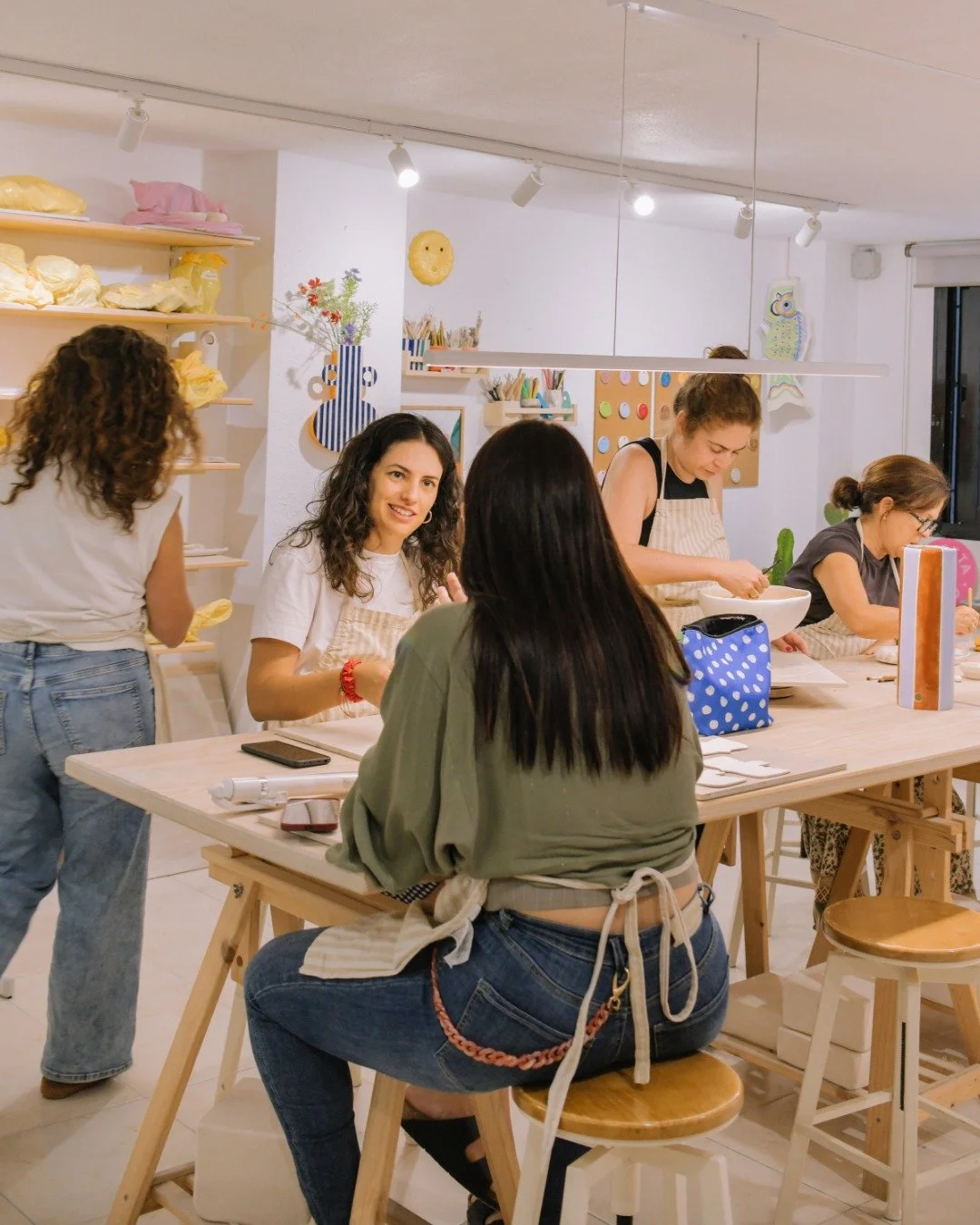 Talleres regulares
📣 Tenemos 2 plazas libres para junio/julio los jueves de 10:00h a 13:00h.

&iquest;Prefieres otro horario? No te preocupes, puedes apuntarte en nuestra lista de espera a trav&eacute;s de la web y te avisaremos en cuanto quede un h