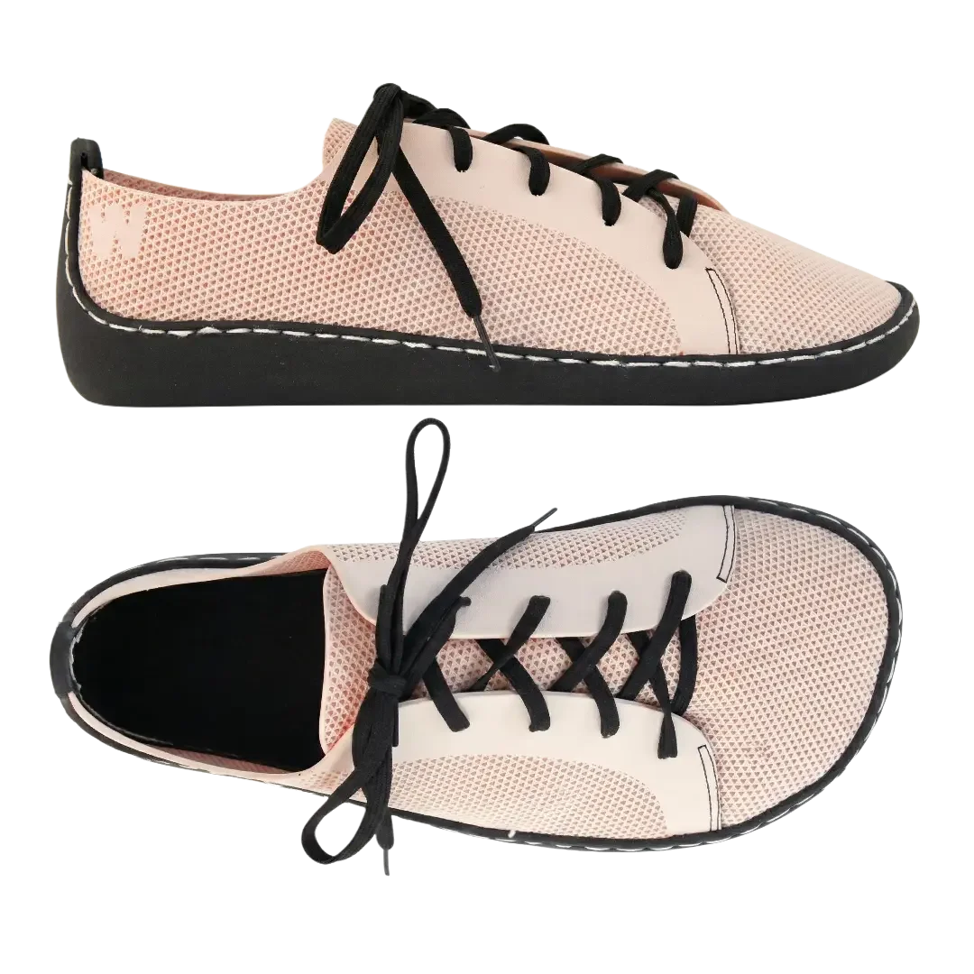 Profil latéral du système METIS : architecture modulaire démontrant une silhouette ergonomique et la séparabilité des matériaux pour le recyclage.