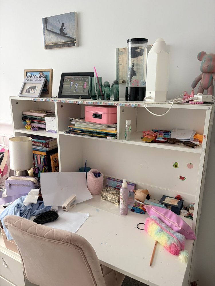 Girls desk before