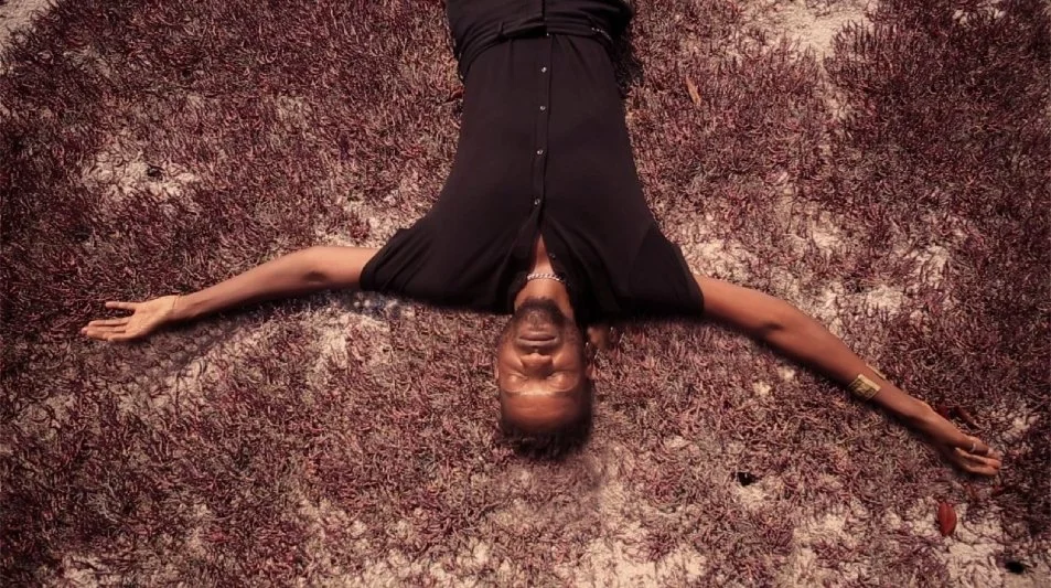 A alma Konono do artista A'mosi Just A Label segue em digressão por Portugal