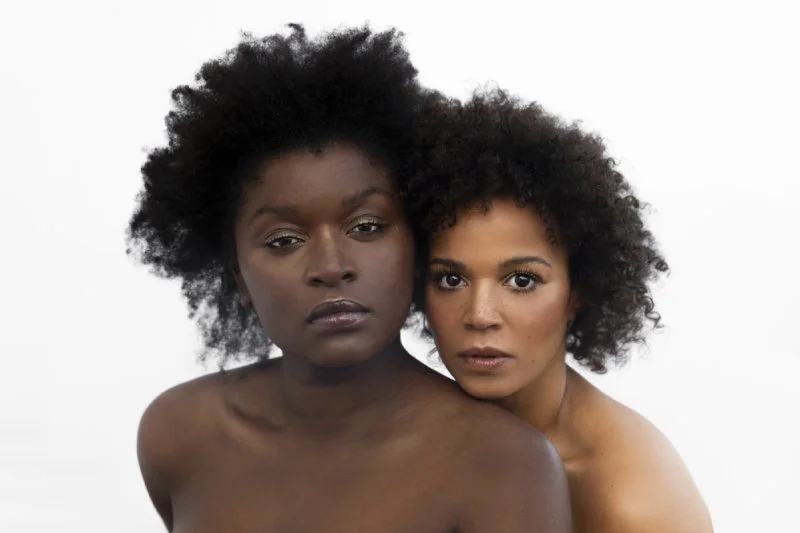 A dor da cor que se expressa em palco: “Antes de qualquer coisa, sou negra”