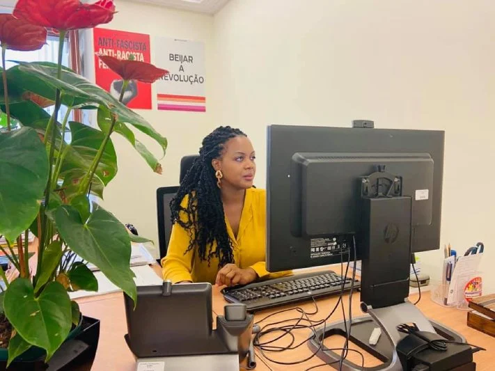 Descolonizar este lugar à beira-mar enxovalhado - o alerta Joacine