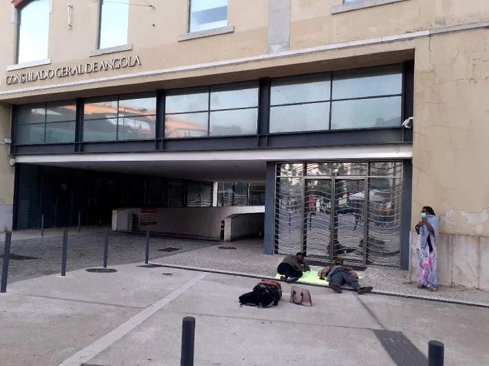 Doentes angolanos entregues à própria sorte, numa sentença de morte?