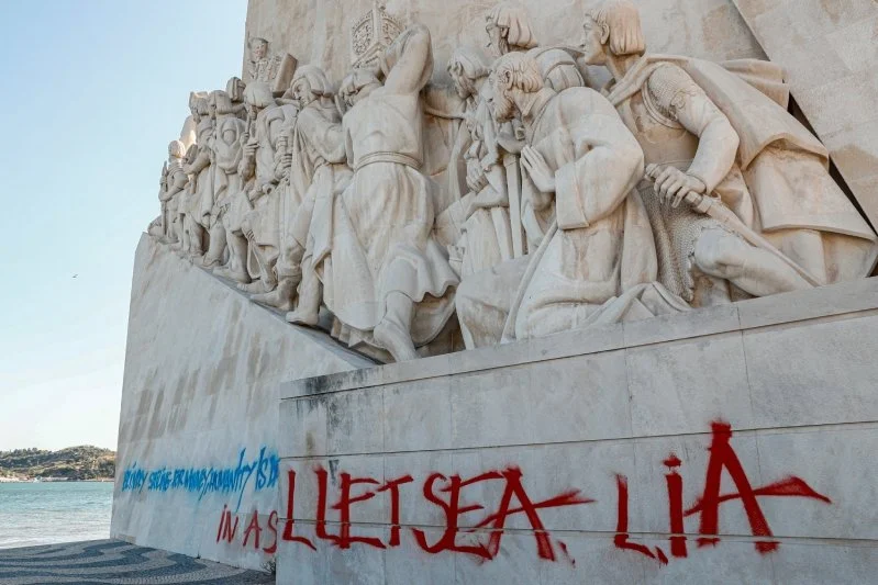 É um padrão português com certeza: perseguir para não deixar reflectir