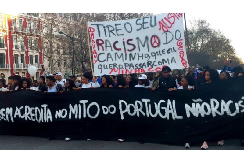 Ocupar o Padrão dos Descobrimentos com cinema e luta anti-racista