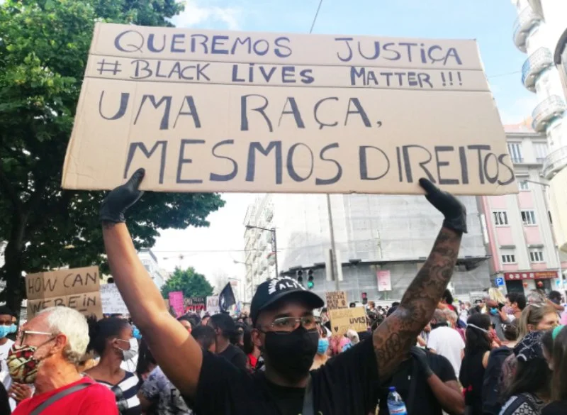 Três decisões para a mesma sentença: o sistema judicial não vê racismo