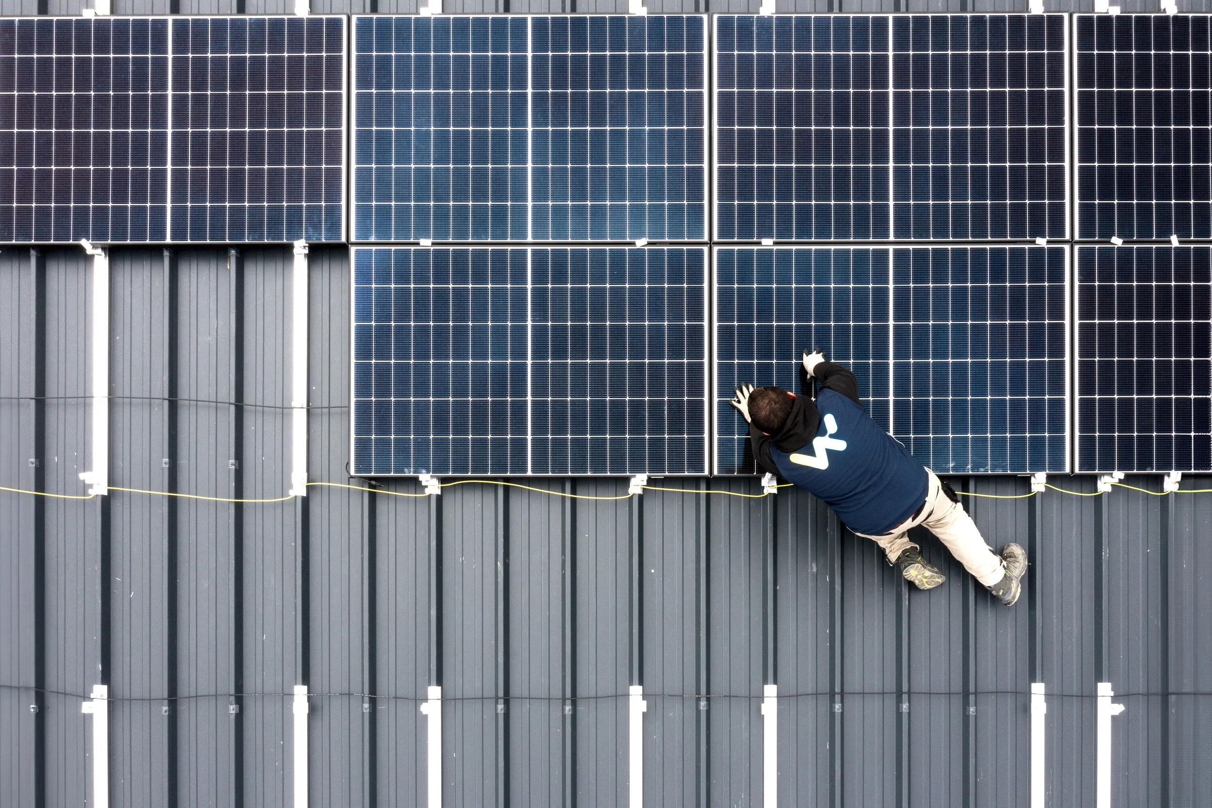 From energy crisis to energy control:&nbsp;The solar energy advantage for businesses