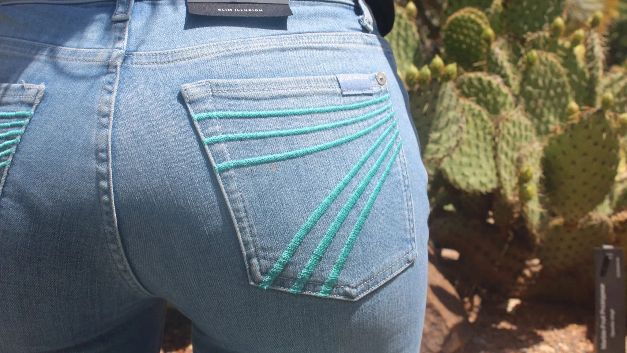 teal-close7s.jpg