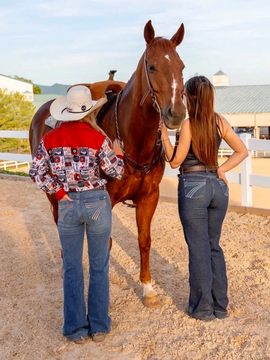 7stogether.horse.jpg