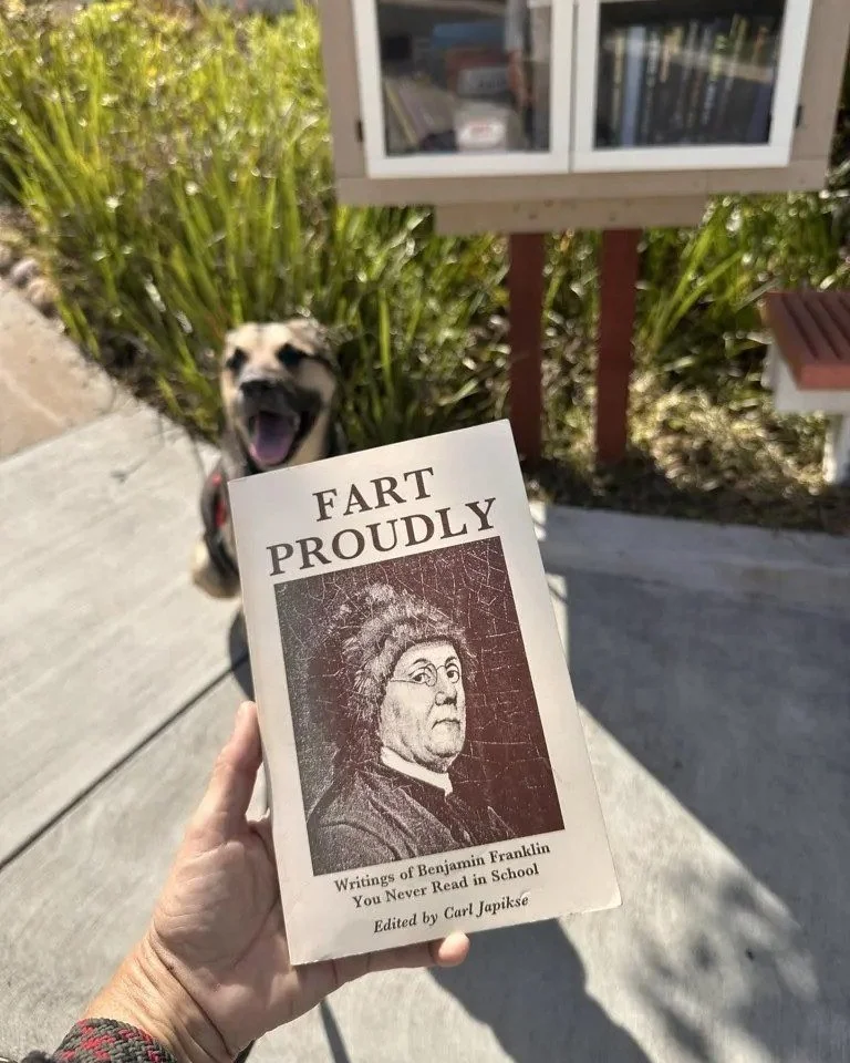📚 Back-to-school season looks a little different around here...

While the kids (and a lot of Pet Parents) are heading back to school, our independent Pet Care Professionals are discovering some interesting reading material on their adventures. 😂


