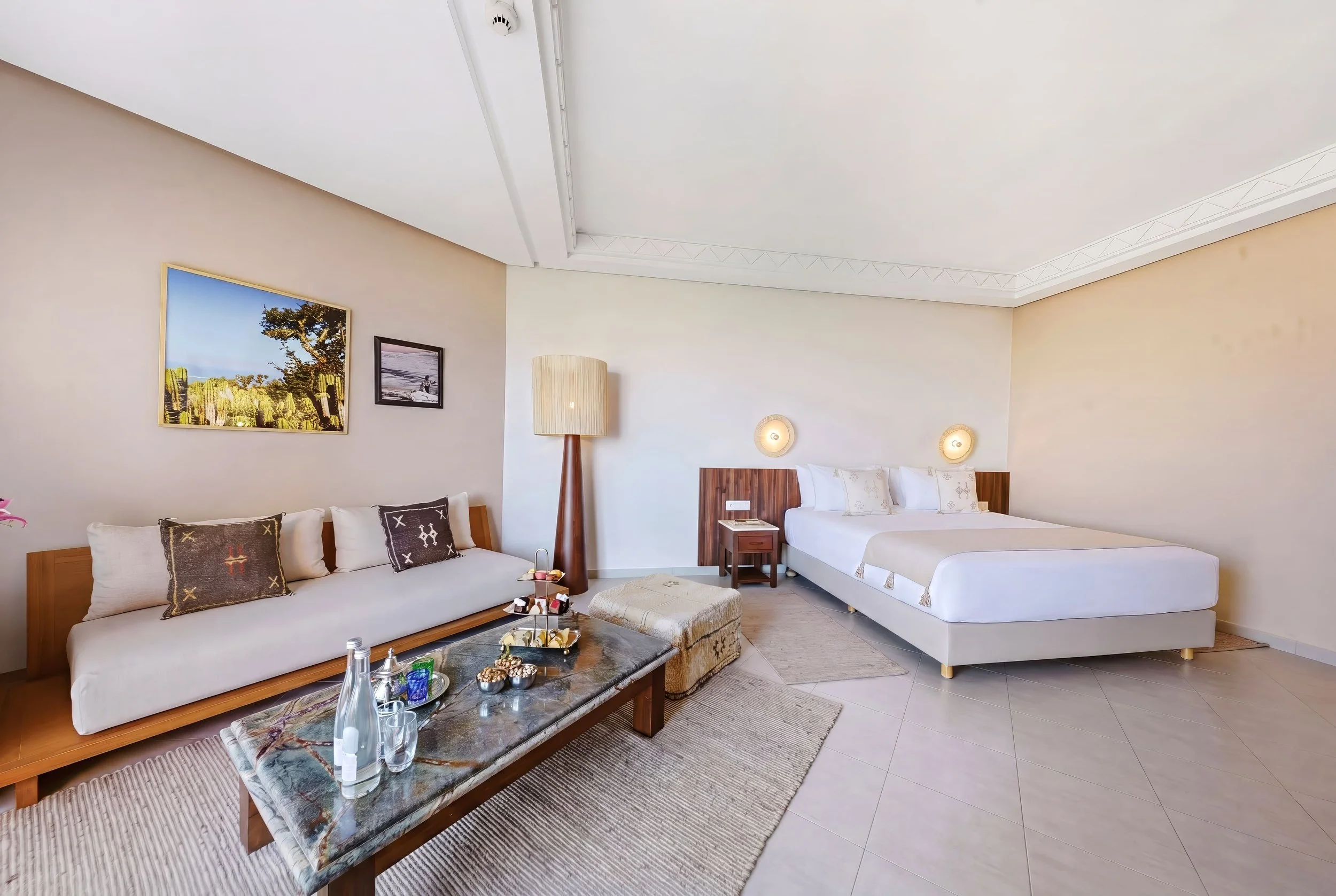 junior-suite-bedroom-overview.jpg