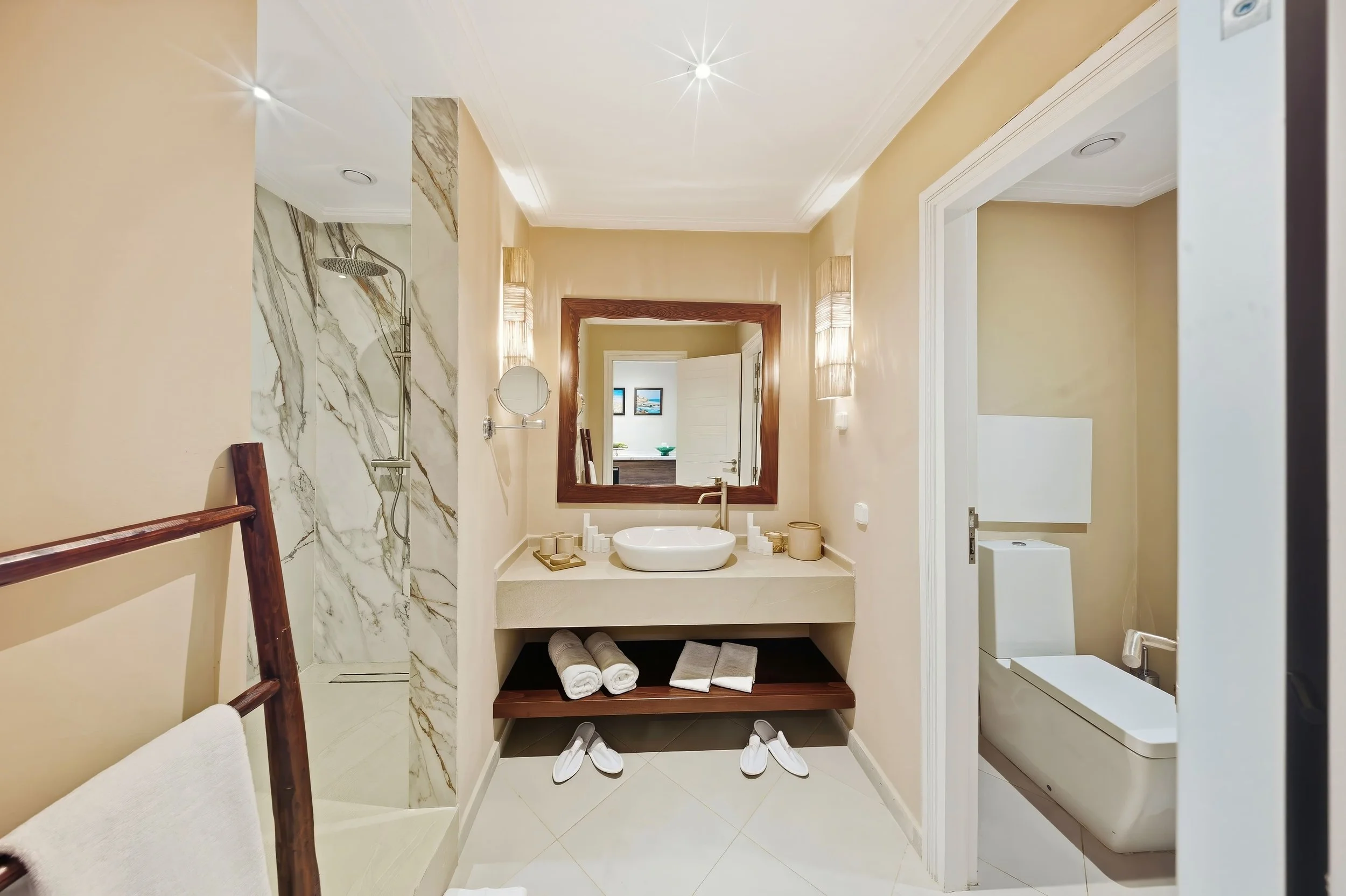 junior-suite-bathroom-sink.jpg