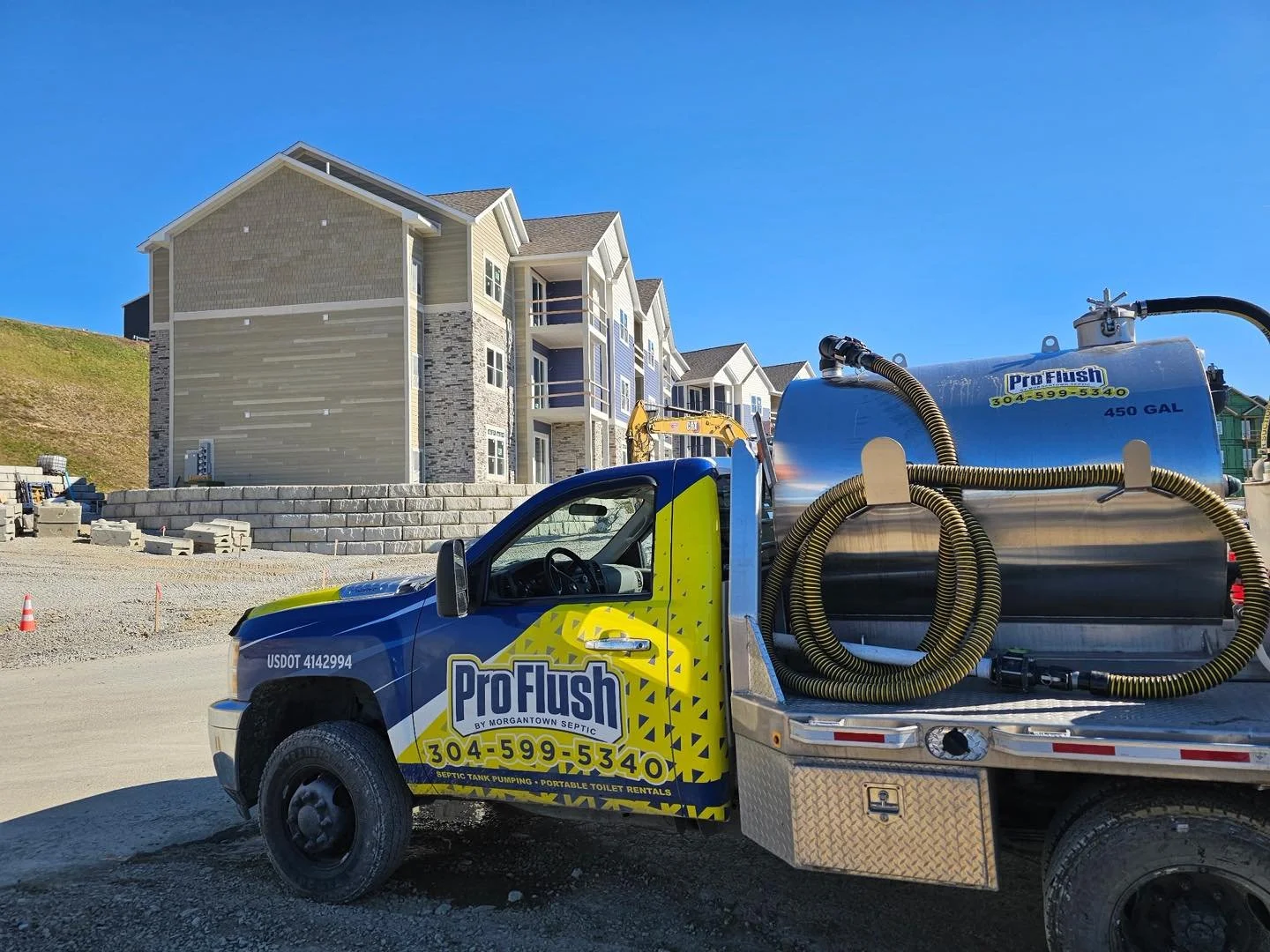 Construction site affordable, reliable toilet rentals near Morgantown WV