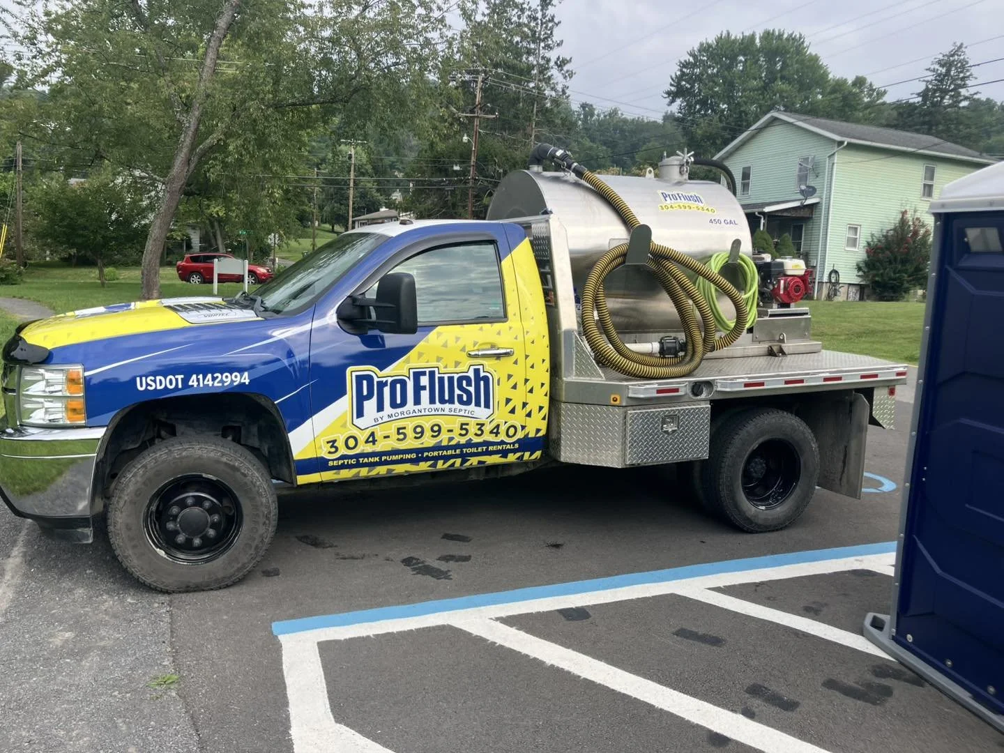 Reliable and affordable job site portable toilet rentals