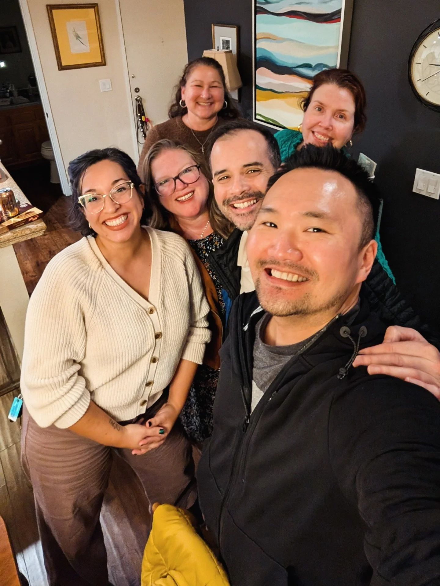 Dinner last night with some of our licensed therapists ❤️

#octherapist #teamdinner #socaltherapy #mentalhealth #therapy