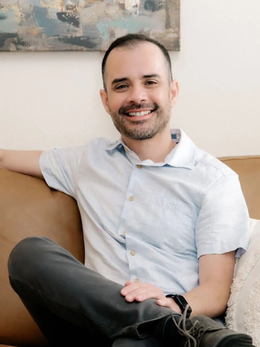 online therapist for BIPOC and LGBTQ in ca