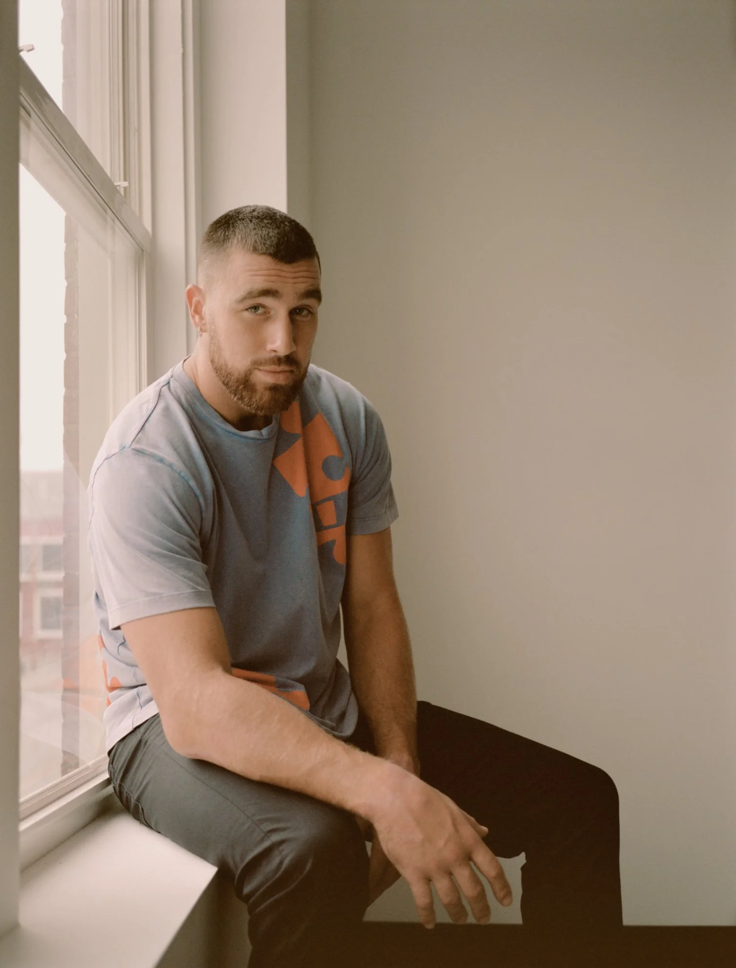TRAVIS KELCE 000061400015-2.jpg