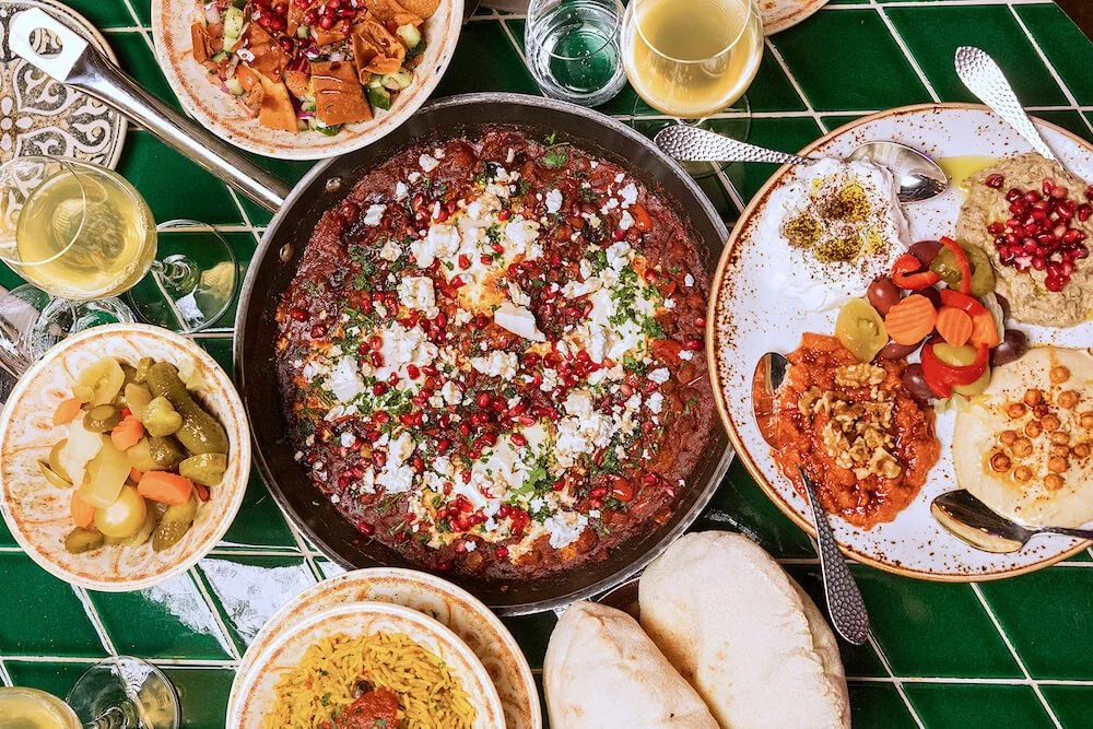 Shakshouka Sunday på Hummus & Wine