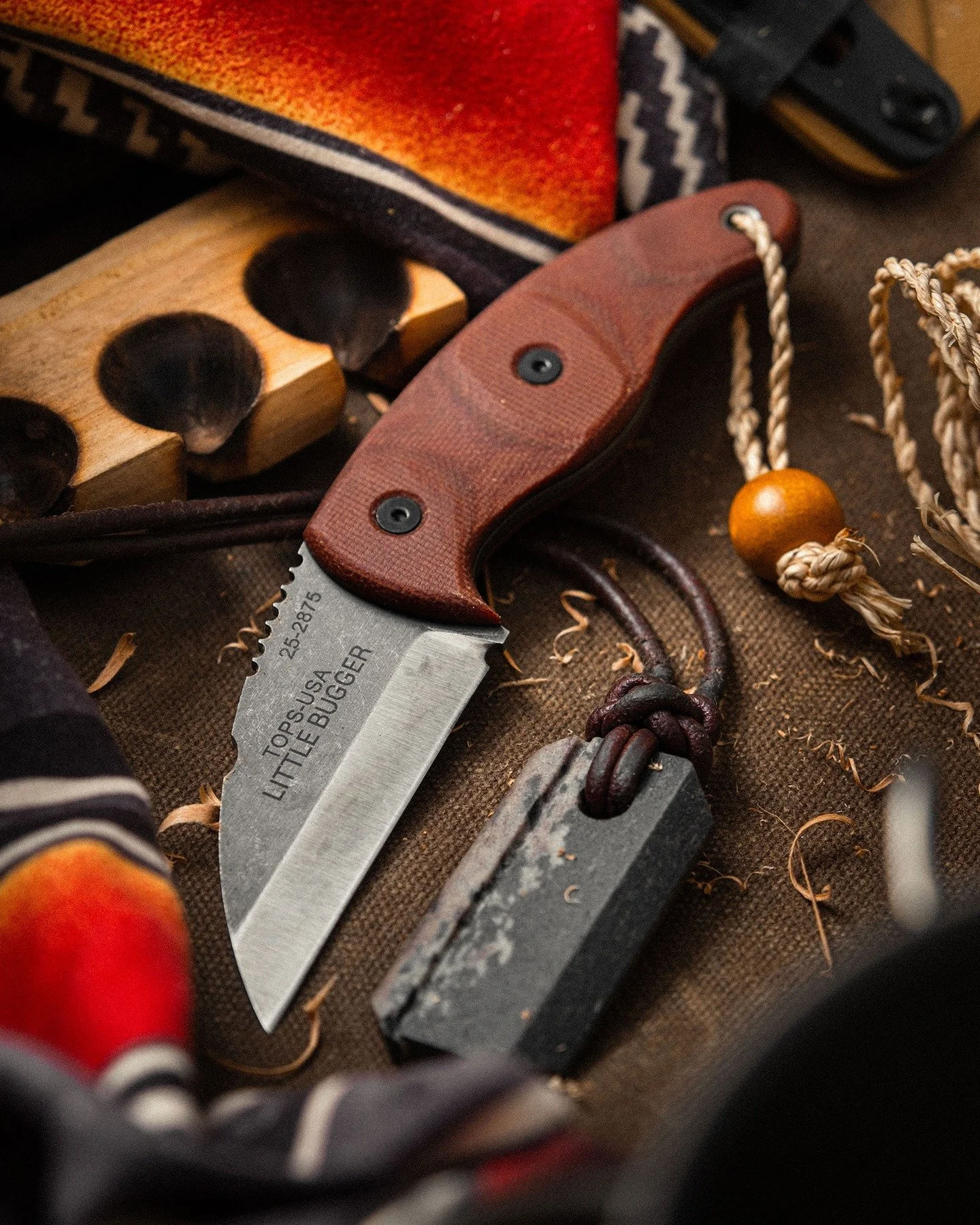 The @topsknives Little Bugger &mdash; designed by @mattgraham_earthskills &mdash; has been an absolute blast to put through its paces so far.

This compact Wharncliffe shape is a fun change of pace &ndash;&nbsp;While the Scandinavian grind makes me f