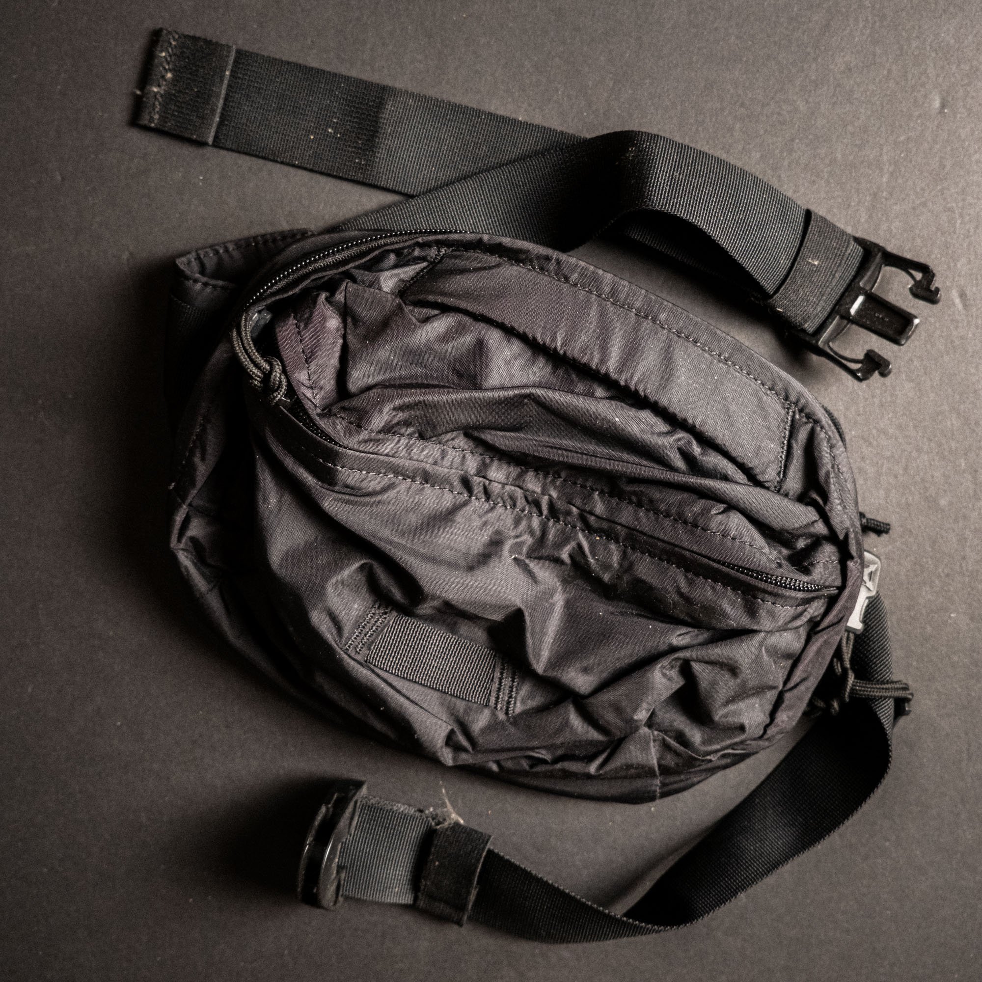vertx-long-walks-fanny-pack-1.jpg