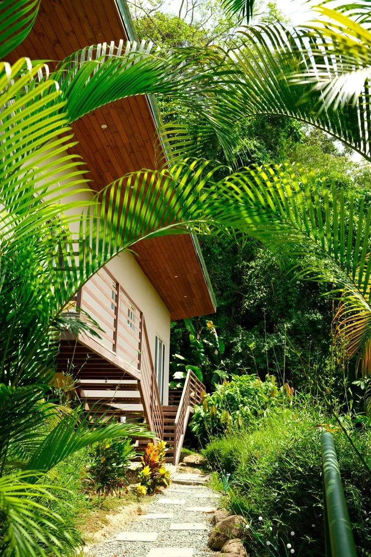 Private Room Walkway