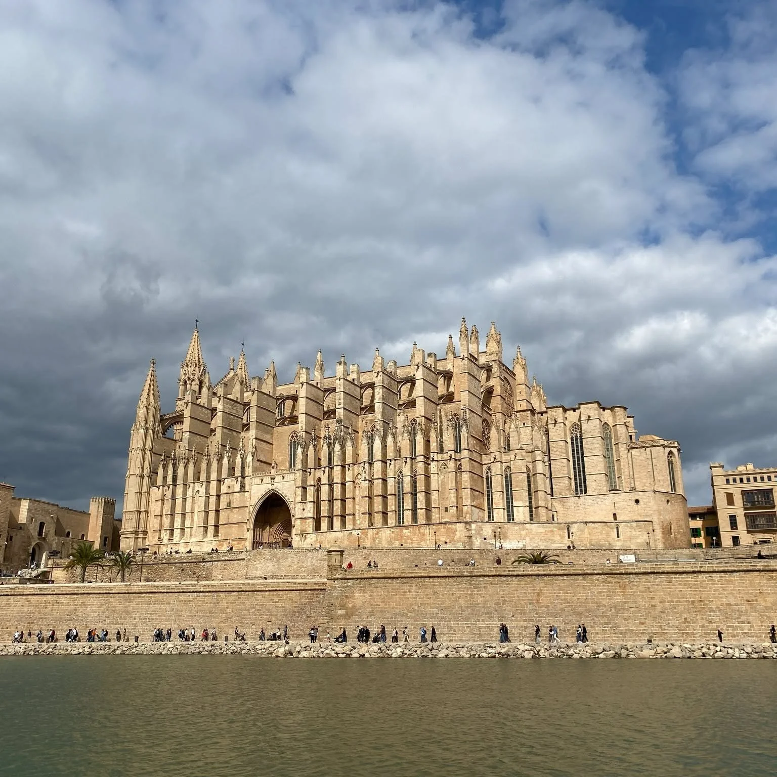 Every year on the 1st of March the Balearic Islands celebrate Dia de les Illes Balears (Balearic Day) which is a celebration to the islands being granted autonomy. Palma hosts the majority of the celebrations here in Mallorca. This is a great chance 