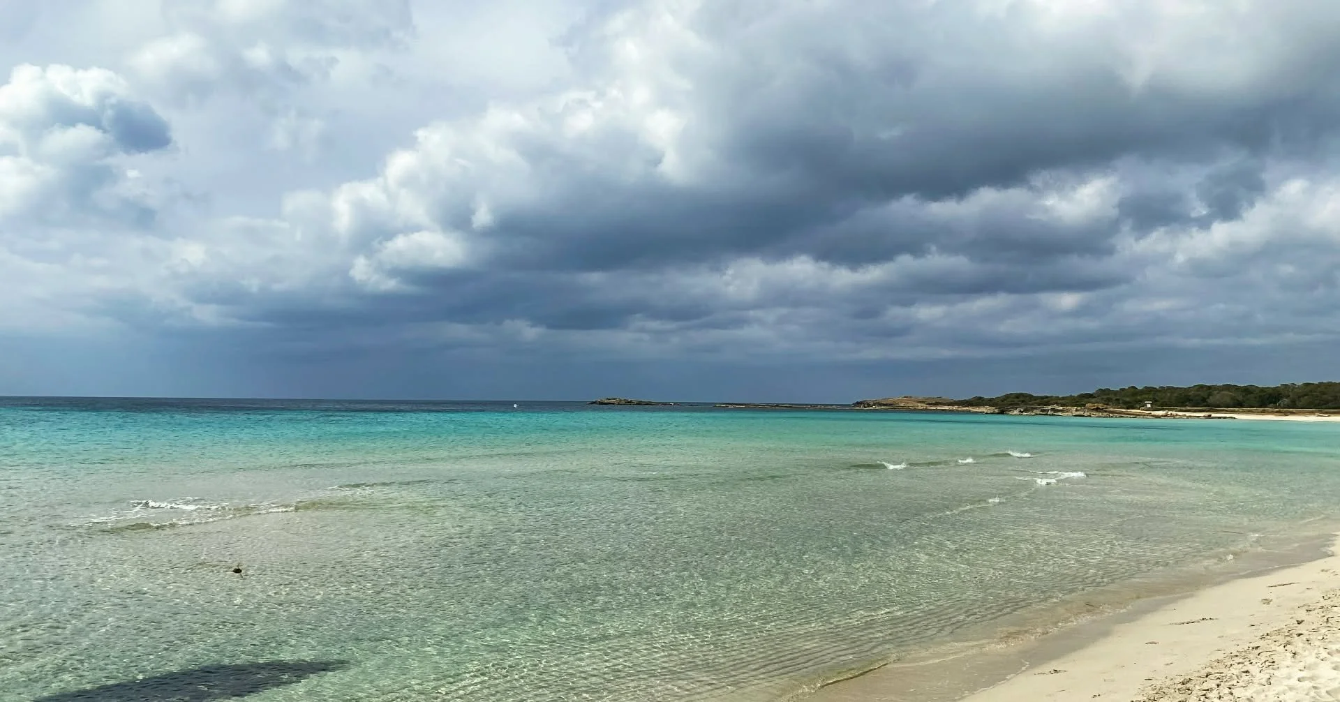 During the quieter months, it is a great opportunity to venture out and explore the island. We recently took a day to travel to Platja des Caragol, it is the southern most beach in Mallorca. With it's authentic charm, white sandy beach, shallow turqu