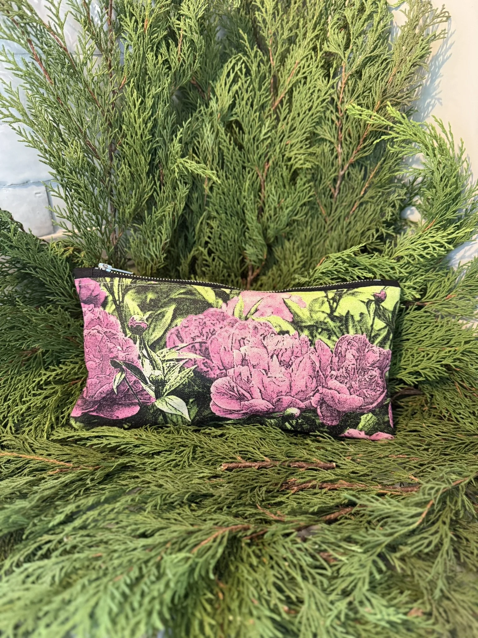 Silk Screened Peony Project and Notions Bags